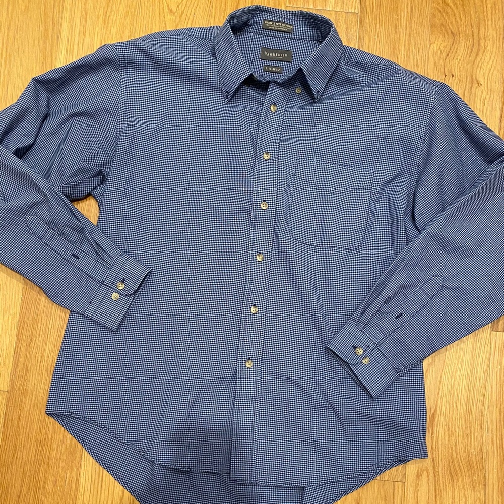 Van Heusen blue casual men’s button down shirt